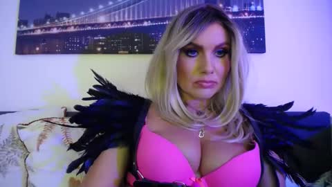 tinkerbell822 online show from February 2025 12:06:02 PM