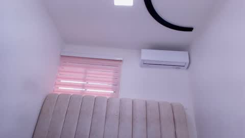 tinkerbell online show from January 2026 07:18:01 PM