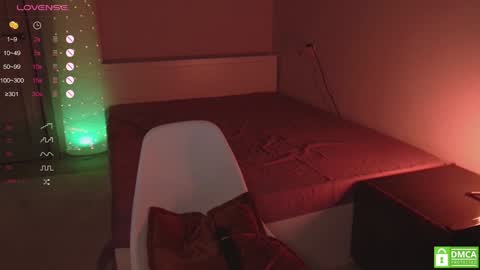 Polly online show from December 2024 07:07:01 PM