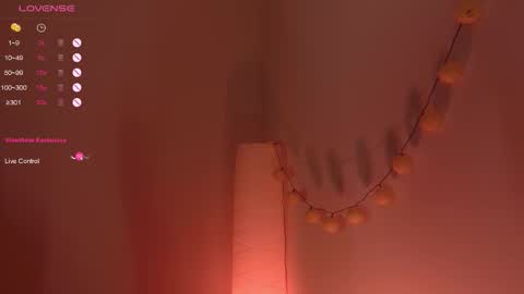 Polly online show from September 2025 10:37:01 PM