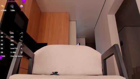 Tina online show from March 2026 02:18:01 AM