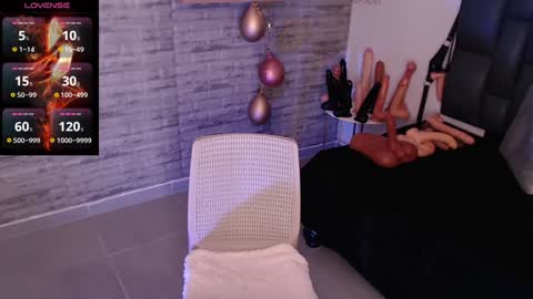 Tinna Goddess online show from December 2024 11:07:02 AM