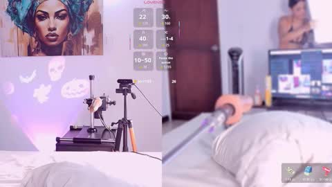 Snapshot of tinny_annie chatting on October 2025 09:38:01 PM Hey Im Annie online show from October 2025 09:38:01 PM