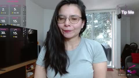 Tiny Caroline online show from February 2026 11:33:01 PM