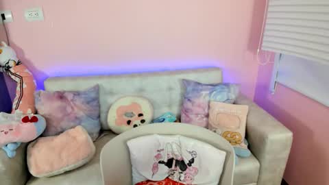 tiny_cora online show from March 2026 04:41:01 PM