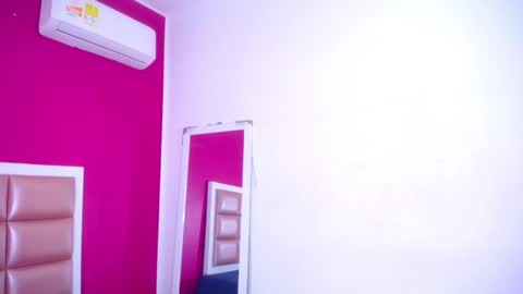 Snapshot of tiny_sarah1 chatting on November 2025 08:08:02 PM tiny_sarah1 online show from November 2025 08:08:02 PM