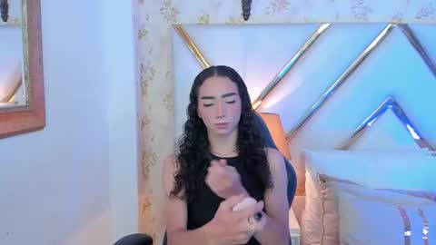 Thomm  Independent Model online show from July 2026 06:31:01 PM