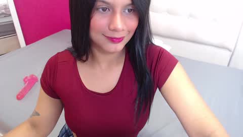 tiny_whore18 online show from February 2025 03:39:01 PM