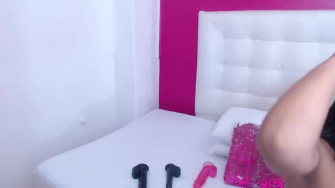 tiny_whore18 online show from March 2025 06:43:01 AM