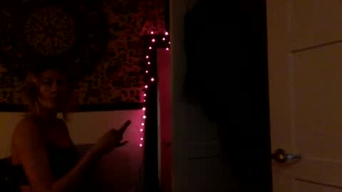 tinyandtatted420 online show from November 2025 12:54:02 AM