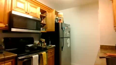 tinyassbossymilf online show from October 2025 03:48:01 AM