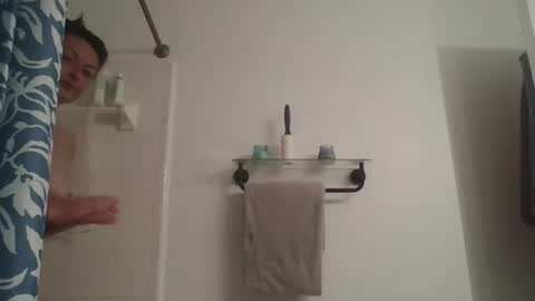 tinyassbossymilf online show from February 2026 01:29:02 PM