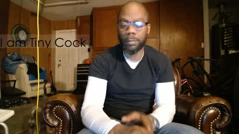 tinycock_1979 online show from April 2026 09:52:01 AM