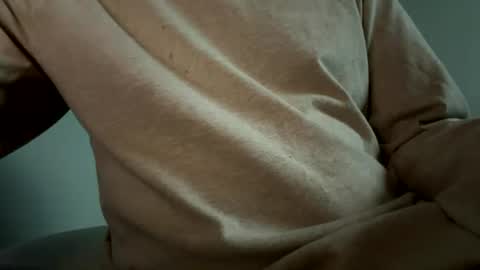 Snapshot of tinylimpy1 chatting on June 2026 08:36:02 AM MonkeyPaw online show from June 2026 08:36:02 AM