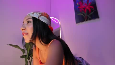 Luna  online show from March 2025 12:07:02 AM