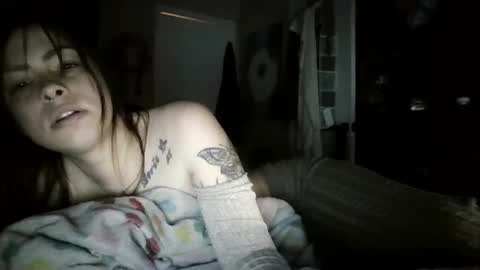 Snapshot of tinytittiexx chatting on April 2026 10:44:02 PM tinytittiexx online show from April 2026 10:44:02 PM