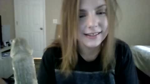 Snapshot of tinywithtiddies chatting on May 2026 01:41:01 PM tinywithtiddies online show from May 2026 01:41:01 PM