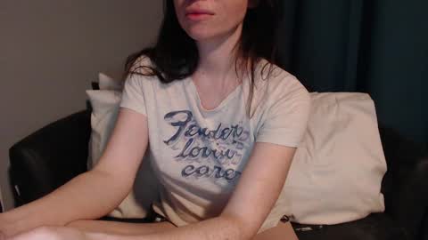 TinyyTina online show from December 2024 12:23:01 PM