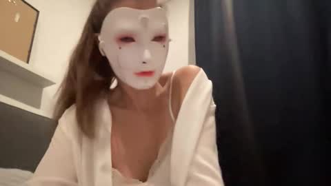 Tinks online show from October 2025 09:59:02 PM