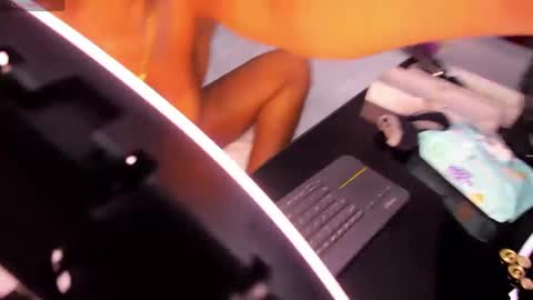 Tisha online show from February 2025 04:54:01 PM