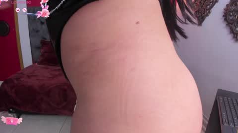 Tisha online show from January 2025 01:52:01 PM