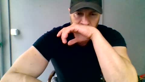 Snapshot of titan_heart chatting on July 2026 05:46:01 AM titan_heart online show from July 2026 05:46:01 AM