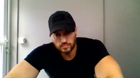 Snapshot of titan_heart chatting on July 2026 10:10:01 AM titan_heart online show from July 2026 10:10:01 AM