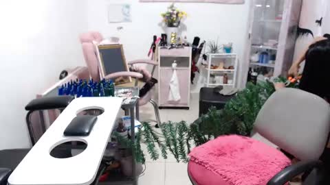 DIVA online show from November 2025 11:06:01 PM