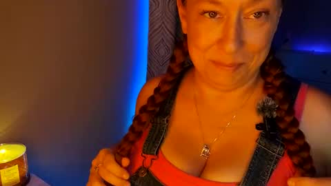 Mystic Minxxx online show from November 2025 01:33:01 AM