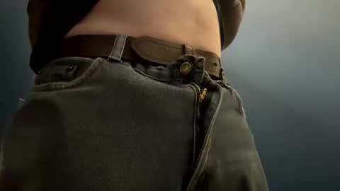 Snapshot of tittyzandbeer chatting on February 2025 07:21:01 PM tittyzandbeer online show from February 2025 07:21:01 PM