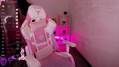 Snapshot of to_your chatting on February 2025 12:52:02 AM 2 GMT Mo Tu We Th Fr 10am-4am online show from February 2025 12:52:02 AM