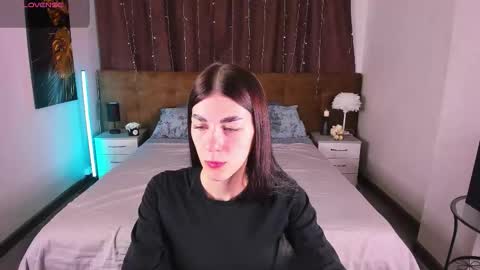 Snapshot of to_your chatting on September 2025 11:15:02 PM 2 GMT Mo Tu We Th Fr 10am-4am online show from September 2025 11:15:02 PM