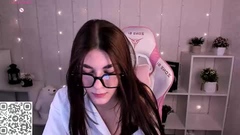 Snapshot of to_your chatting on February 2026 12:38:01 AM 2 GMT Mo Tu We Th Fr 10am-4am online show from February 2026 12:38:01 AM