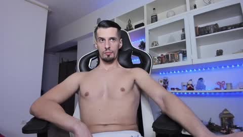 Todd online show from February 2025 10:41:01 PM