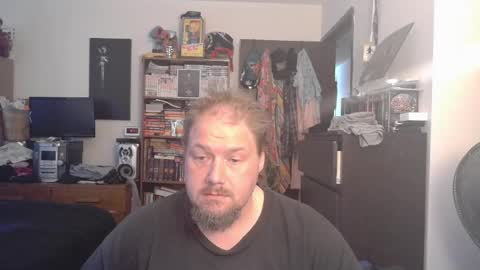 Toede online show from April 2026 04:42:02 PM