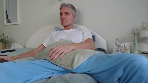 Daniel Bisexual uncut 20cm online show from January 2025 08:39:02 AM