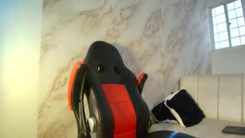 Snapshot of toji_lee chatting on January 2026 08:14:02 PM toji lee online show from January 2026 08:14:02 PM