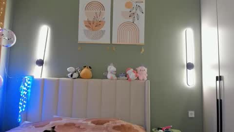 Toki online show from November 2025 12:42:02 AM