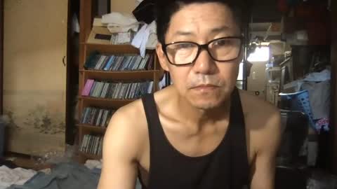 small man online show from August 2026 09:31:02 PM