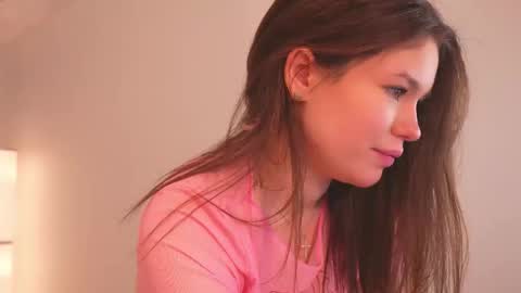  ALICE  online show from November 2025 03:12:01 PM