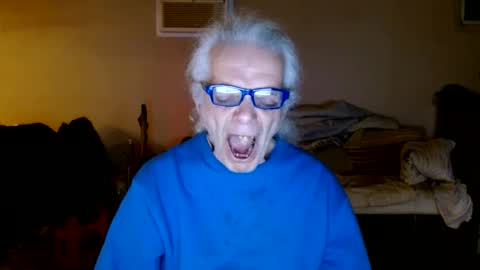 tom112292014 online show from January 2025 04:15:02 AM