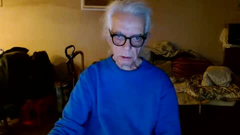 tom112292014 online show from November 2025 12:22:02 PM