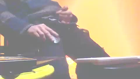 Ymmot   online show from April 2026 03:35:02 AM