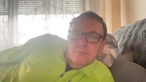 Tom online show from February 2026 01:31:01 PM