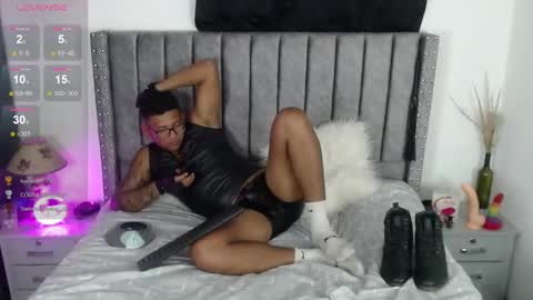 Tom online show from December 2024 11:14:01 PM