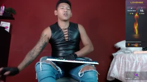 Tom online show from February 2025 02:17:02 AM