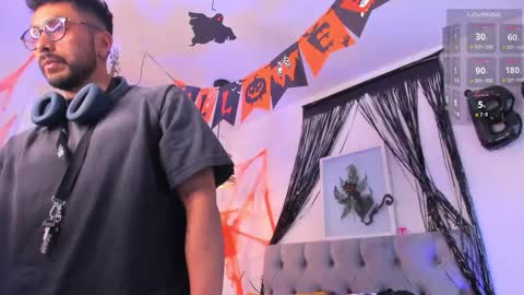 Master of pleasure online show from October 2025 12:22:02 PM