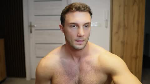 Tom online show from September 2025 09:30:01 AM