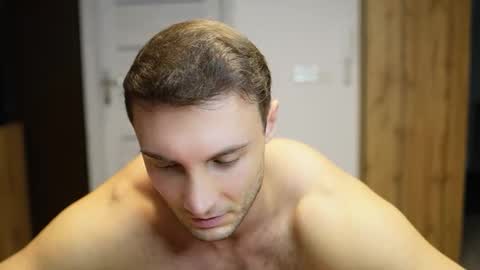 Tom online show from September 2025 06:57:02 AM