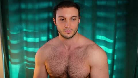 Tom online show from April 2026 07:31:01 AM